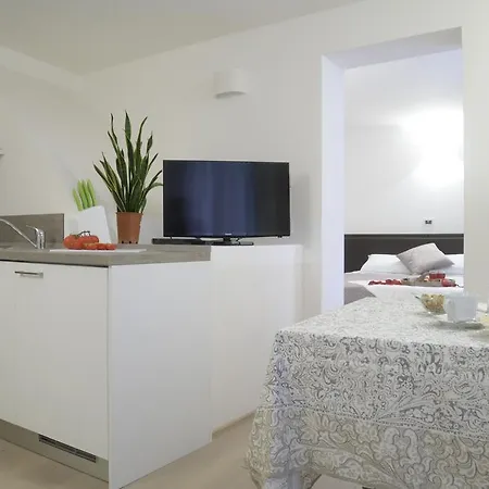 Apartment Palazzo Banchi Halldis Bologna