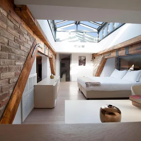 Apartment Palazzo Banchi Halldis Bologna