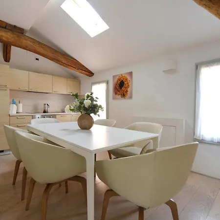 Apartment Palazzo Banchi Halldis Bologna
