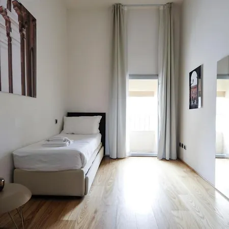Palazzo Banchi Halldis *
