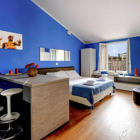 Palazzo Banchi Halldis Apartment *