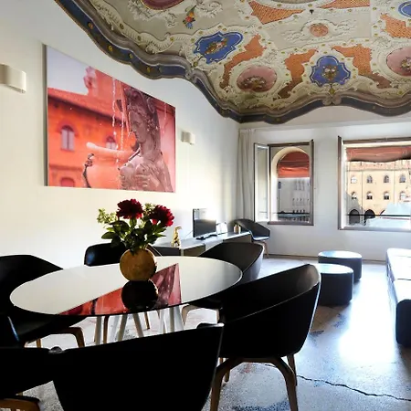 Palazzo Banchi Halldis *